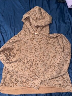 Abercrombie & Fitch Leopard-Print Pullover in Tan and Black